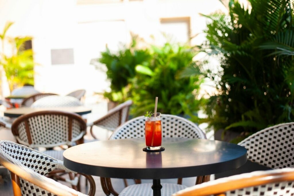 DIY Patio Table Plans 