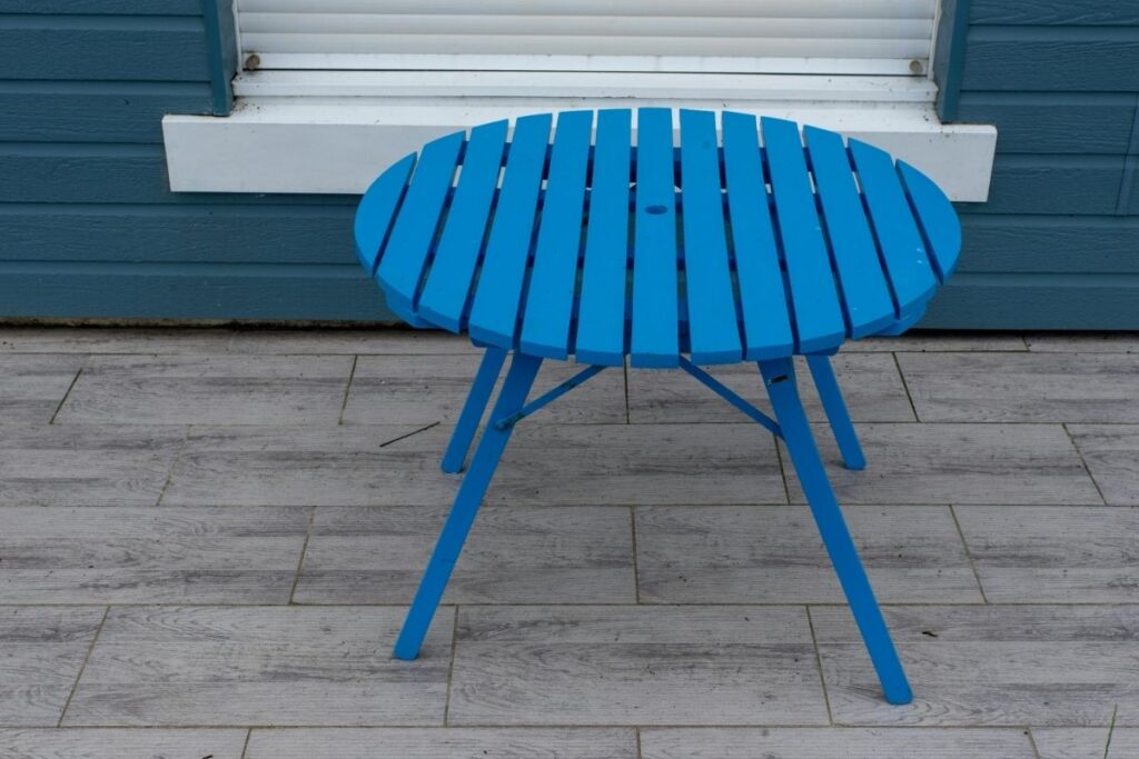 Outdoor Table Design Ideas
